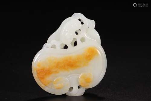 A Chinese Hetian Jade Auspicious Pattern Carved Handpiece