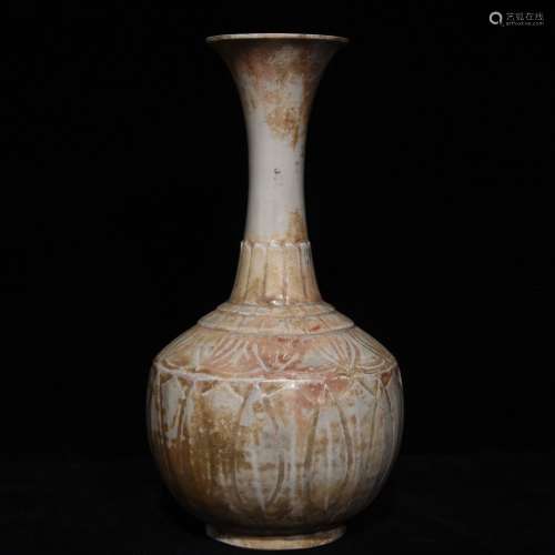 A Chinese Porcelain Dingyao Flask With Flower Pattern