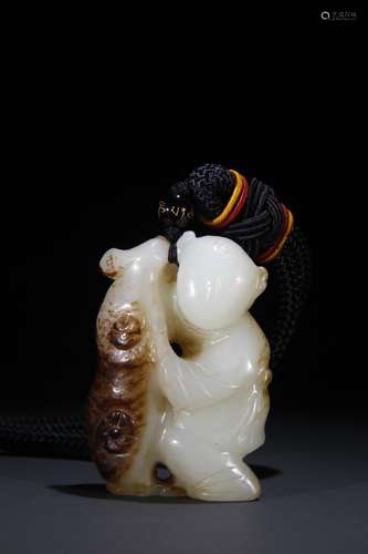 A Chinese Hetian Jade Figure Carved Pendant