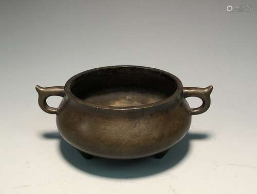 A BRONZE INCENSE BURNER, XUANDE MARK