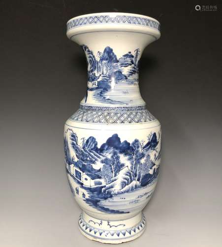 A BLUE AND WHITE VASE