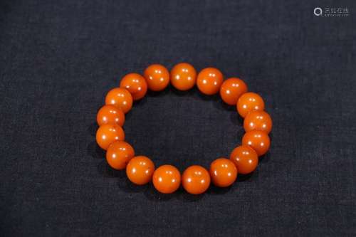 A Chinese Amber Bracelt