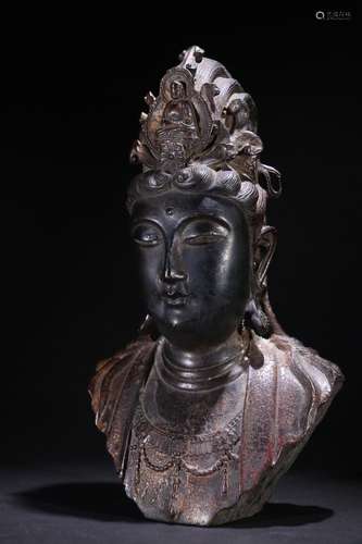 A Chinese Bronze Guanyin Head