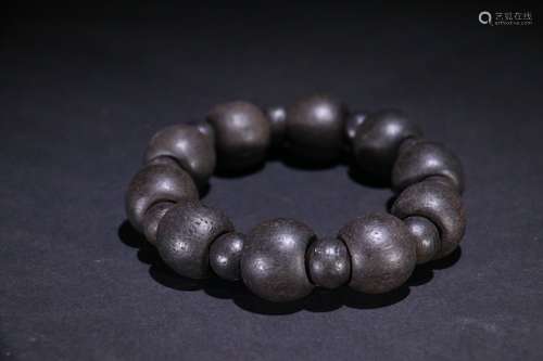 A Chinese Agarwood Bracelet