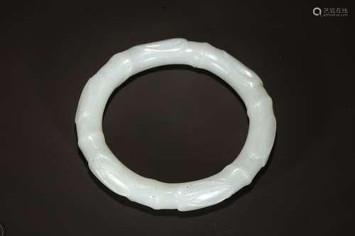 A Chinese Hetian Jade Bamboo Joint Bangle