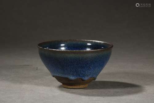 A Chinese Jian Kiln Glazed Tea Cup