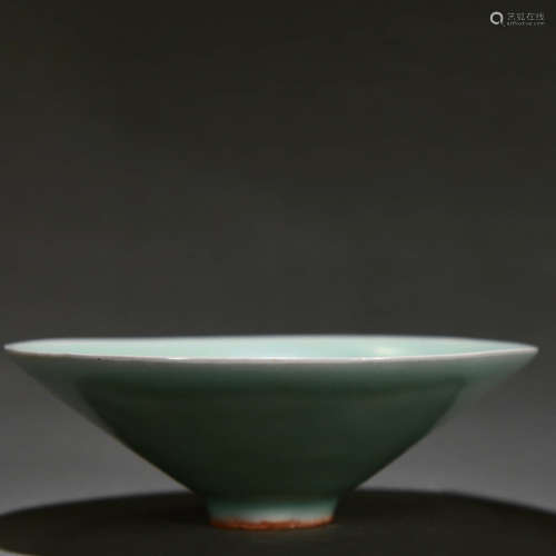 A Longquan Kiln Celadon-Glazed Porcelain Cup