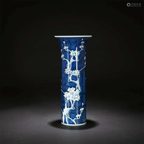 A Blue And White Plum Blossom Motif Porcelain Flower Vase