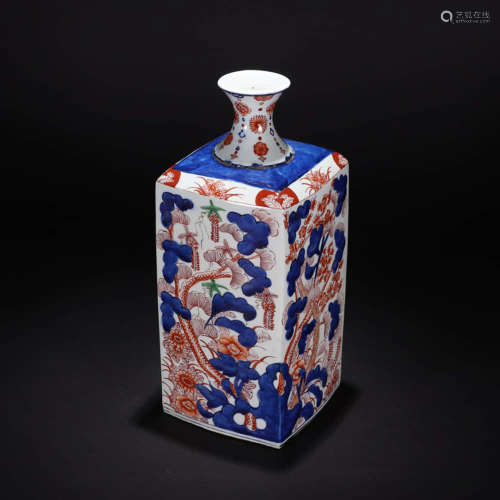 A Blue And White Famille Verte Floral Porcelain Square Vase
