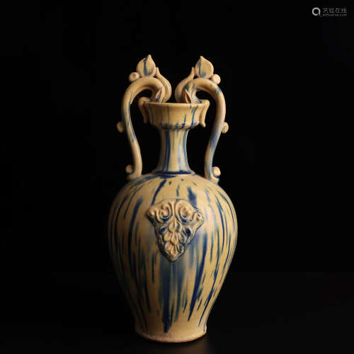 A Tang Tri-Colored Porcelain Double Dragon Ears Vase