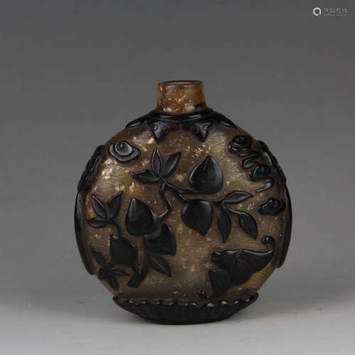 A Ruyi Motif Glasswear Snuff Bottle