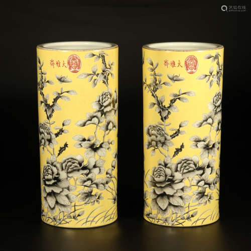A Pair Of Chinese Yellow-Ground Grisaille Floral Porcelain Hat Stands