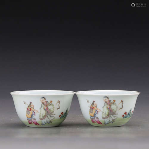 A Pair Of Chinese Famille Rose Figures Porcelain Cups