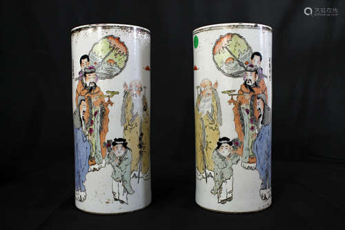 Light Reddish-purple Three Gods Figure Porcelain Brush Pot, Guang Xu Nian Zhi Mark