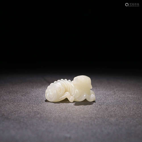 A Chinese Carved Hetian Jade Hand Piece