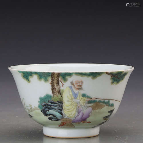 A Pair of Chinese Famille Rose Figure Porcelain Bowls