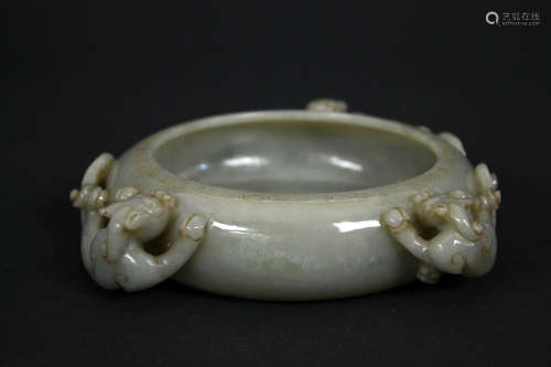 Triple Carved Dragons Jade Jar, Qian Long Nian Zhi Mark