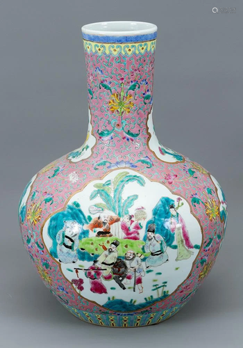 Famille Rose Vase