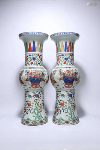 chinese wucai porcelain flower vase,ming dynasty