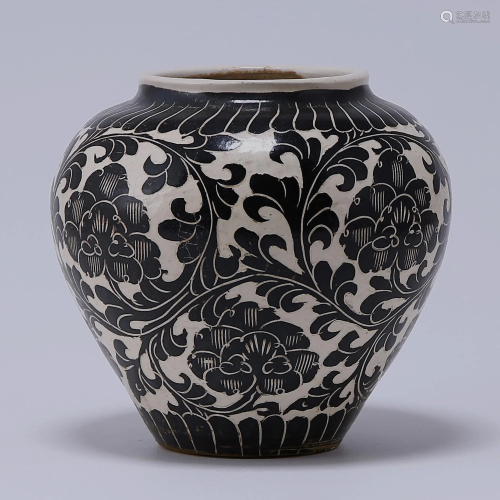 Cizhou kiln black glaze flower picking jar