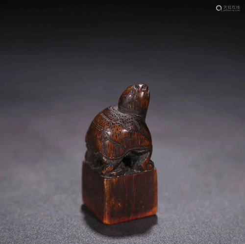 A Bamboo Carved Turtle Seal