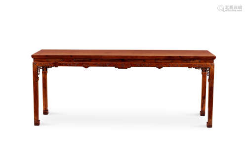 18世纪 黄花梨高束腰浮雕卷草纹长桌