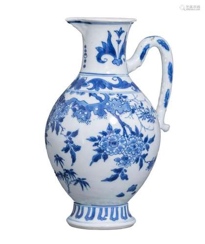 A Chinese blue and white jug, decorated with birds…