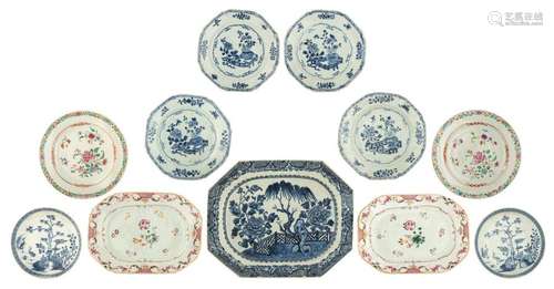 Six Chinese blue and white export porcelain dishes…