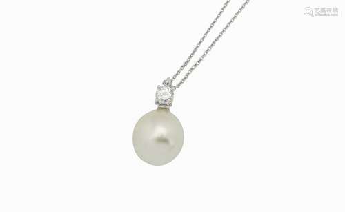 A cultured pearl and diamond pendant necklace