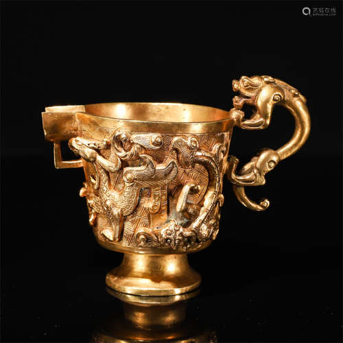 Gild dragon and phonix pattern Jue cup