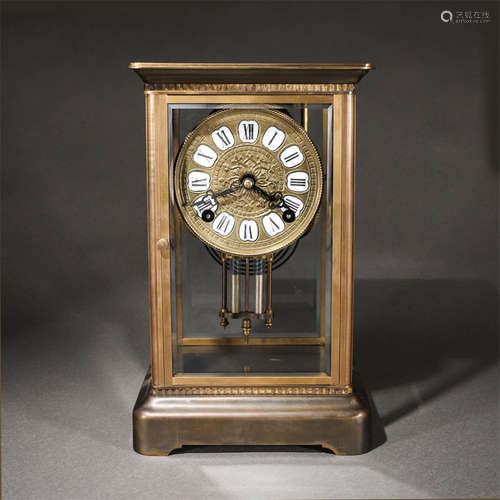 18 century mechanical clock