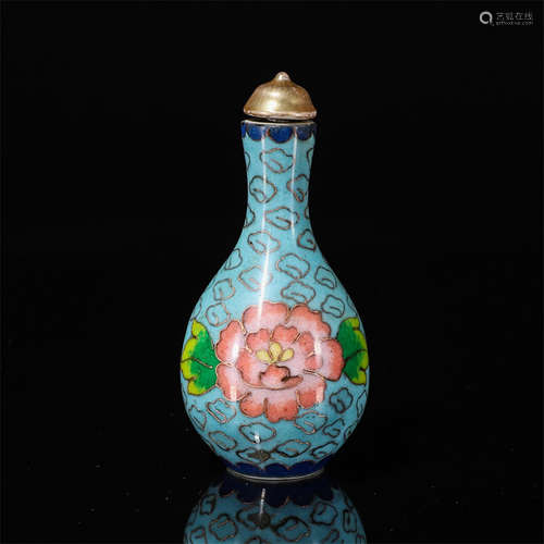 Famille rose procelain snuff bottle