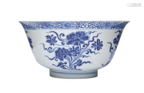 A CHINESE BLUE AND WHITE 'BLOSSOMS' BOWL.