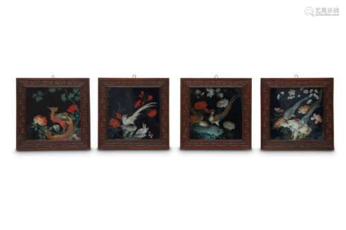 FOUR CHINESE REVERSE GLASS PAINTINGS.