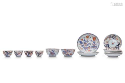 TWO SETS OF CHINESE AND JAPANESE IMARI CUPS AND SAUCERS.