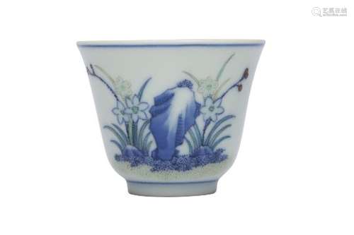 A CHINESE DOUCAI CUP.