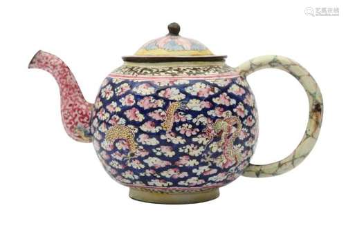 A CHINESE FAMILLE ROSE CANTON ENAMEL 'DRAGON' TEAPOT AND COVER.