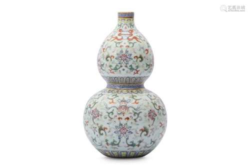 A CHINESE FAMILLE ROSE DOUBLE GOURD 'BAJIXIANG' VASE.