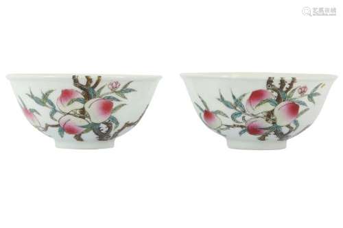 A PAIR OF CHINESE FAMILLE ROSE 'BATS AND PEACHES' BOWLS.