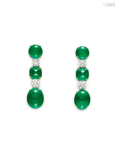 A PAIR OF EMERALD AND DIAMOND EAR PENDANTS