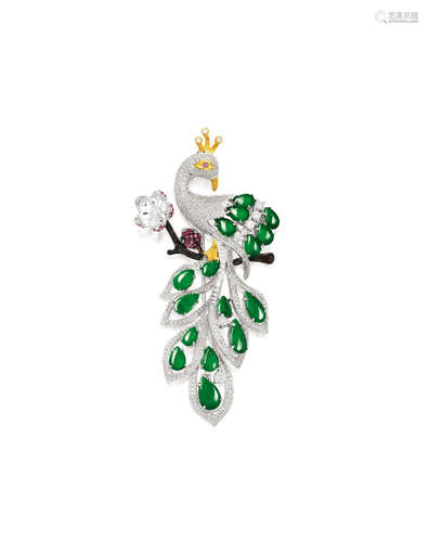 A JADEITE, RUBY AND DIAMOND PEACOCK PENDANT/BROOCH