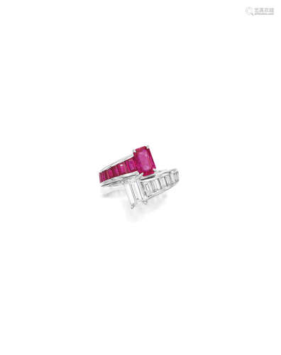 A RUBY AND DIAMOND 'TOI ET MOI' RING