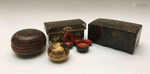 Trois boîtes en laque Japon, Meiji, fin XIXème, l'…