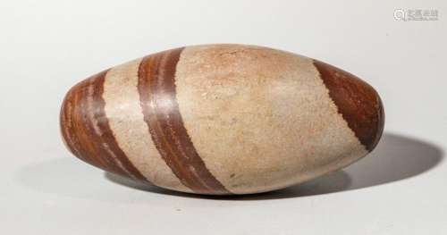 Lingam (phallus en sanscrit) en pierre bicolore. I…