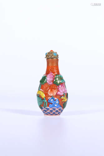 chinese famille rose porcelain snuff bottle,qing dynasty