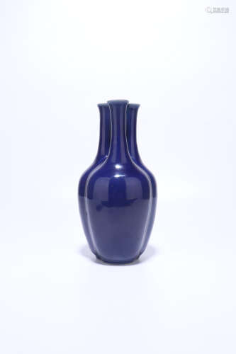 chinese sacrificial-blue glazed porcelain vase,qing dynasty