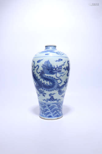 chinese blue and white porcelain dragon meiping,ming dynasty