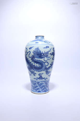 chinese blue and white porcelain dragon meiping,ming dynasty