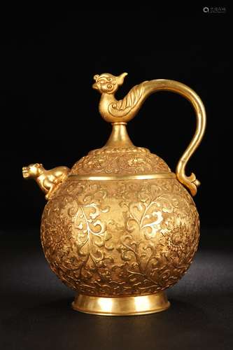 A Chinese Gilt Bronze Lotus Pattern Pot