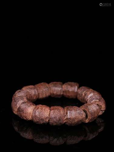 A Chinese Agarwood Bracelet